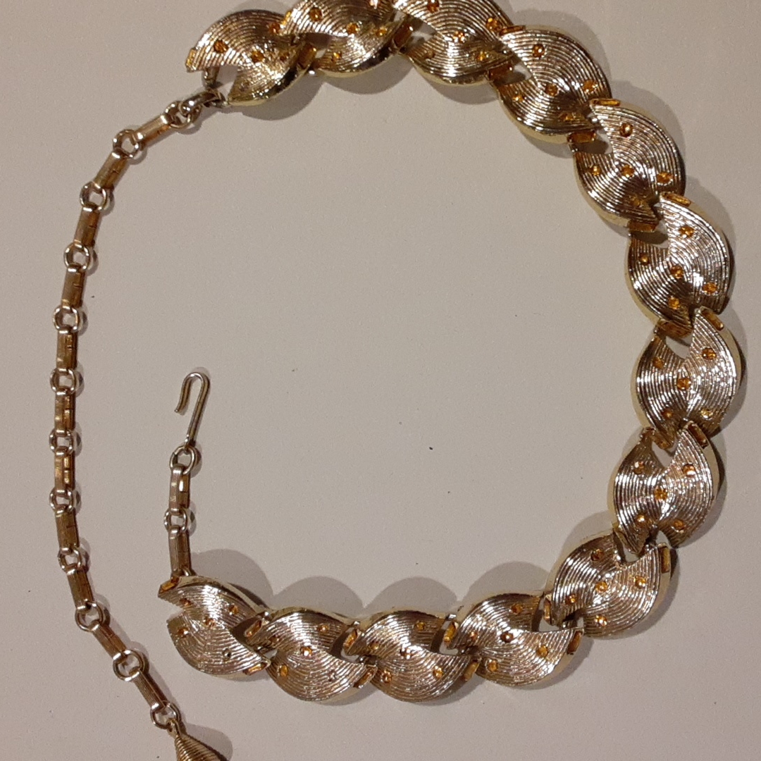 Coro Chocker